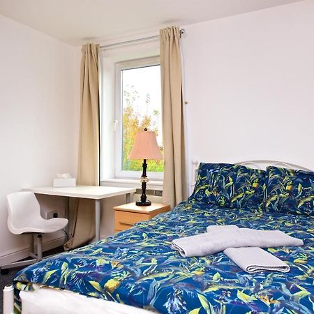 Liverpool City Stays - Economy Room - Close To Airport Ee1 Exterior photo