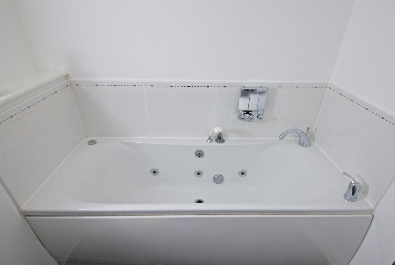 Liverpool City Stays - Economy Room - Close To Airport Ee1 Exterior photo