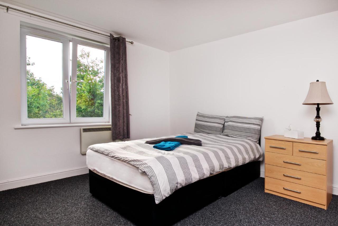 Liverpool City Stays - Economy Room - Close To Airport Ee1 Exterior photo